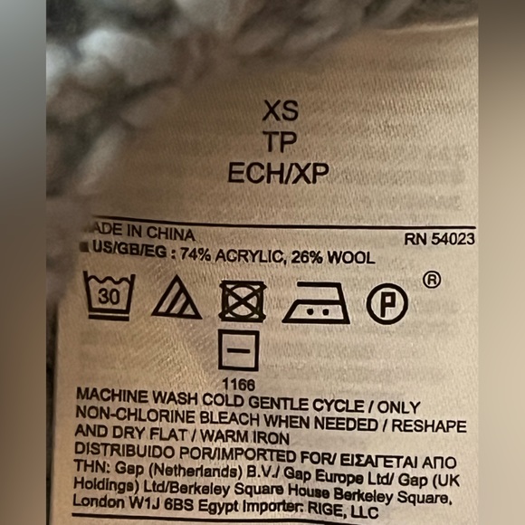 *NWOT* BANANA REPUBLIC SLEEVELESS HIGH/LOW TURTLE NECK SWEATER IN SEA FOAM SZ:XS - Picture 6 of 6